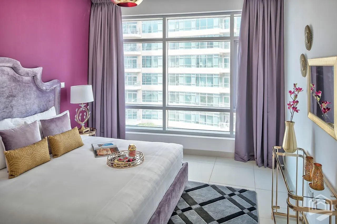 Luxury Staycation - The Loft West Dubai Apartment